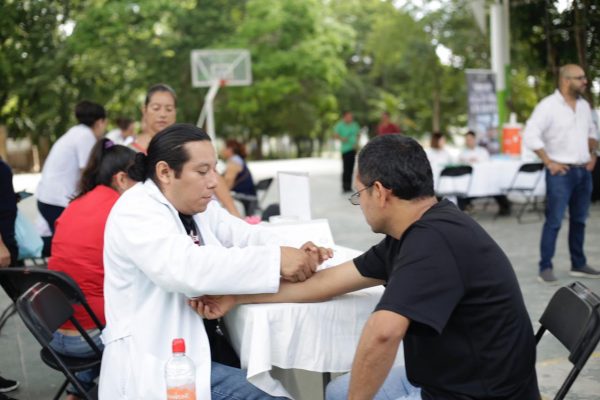 Feria de empleo puerto morelos